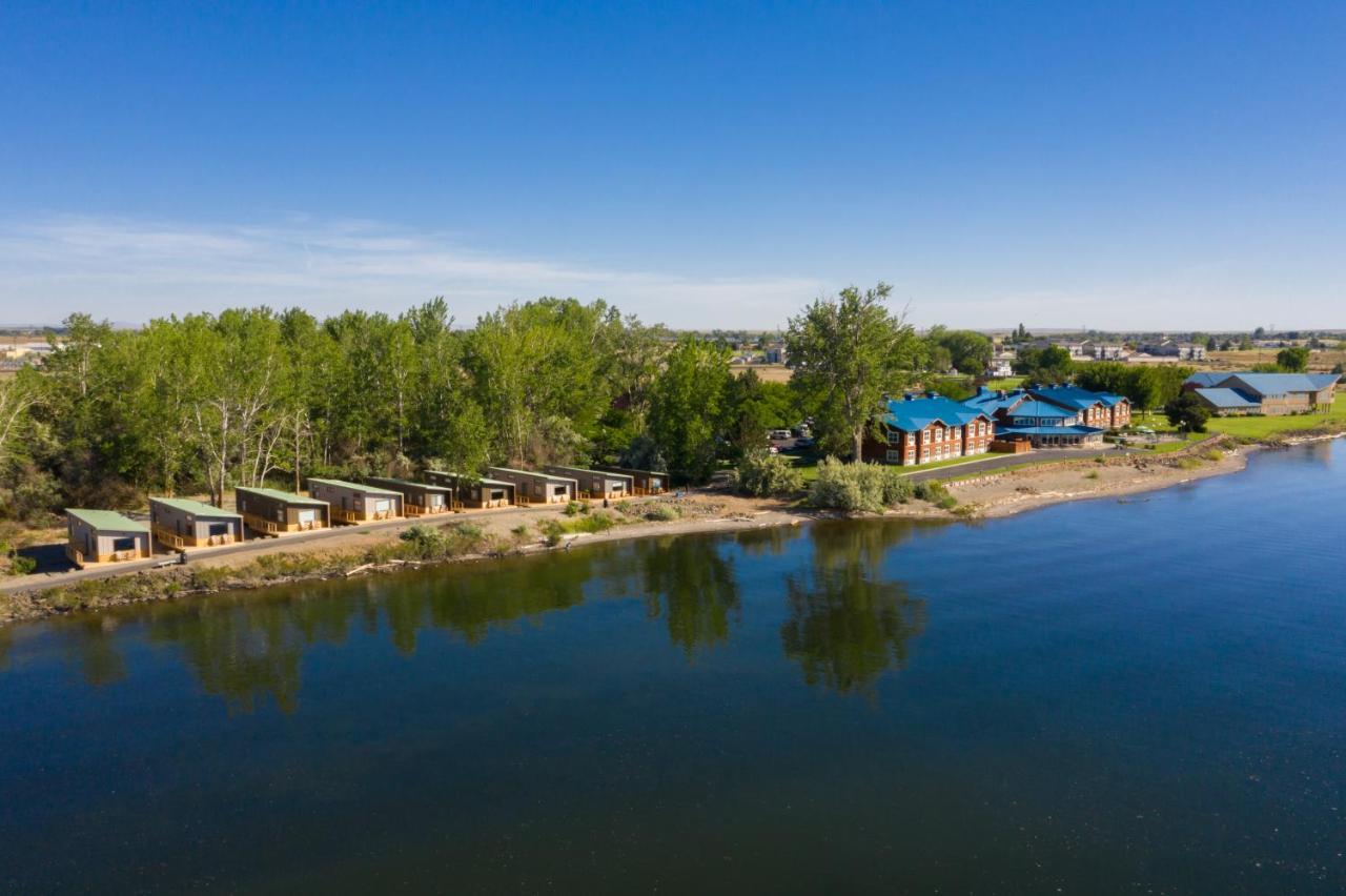 River Lodge And Cabins Boardman Εξωτερικό φωτογραφία
